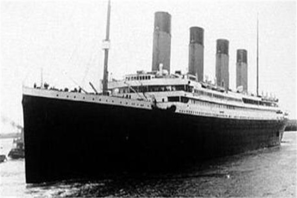 世界十大科技灾难 泰坦尼克上榜，第二有一万人梦中中毒身亡